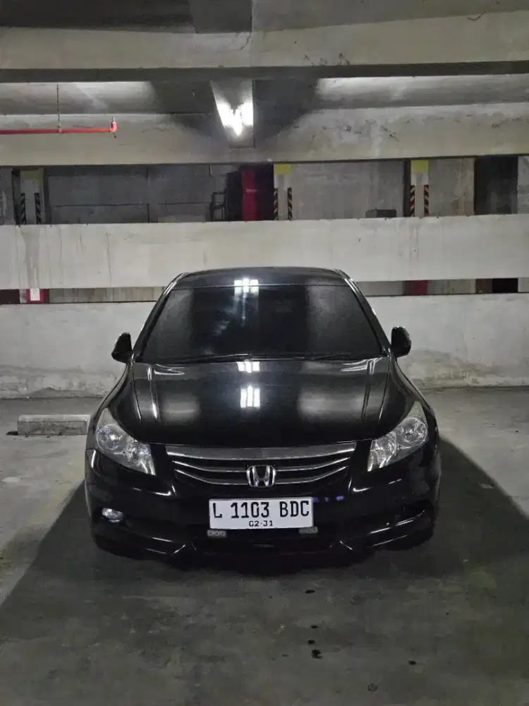 (MOBIL ANTIK) ACCORD VTIL 2.4 CVT 2011