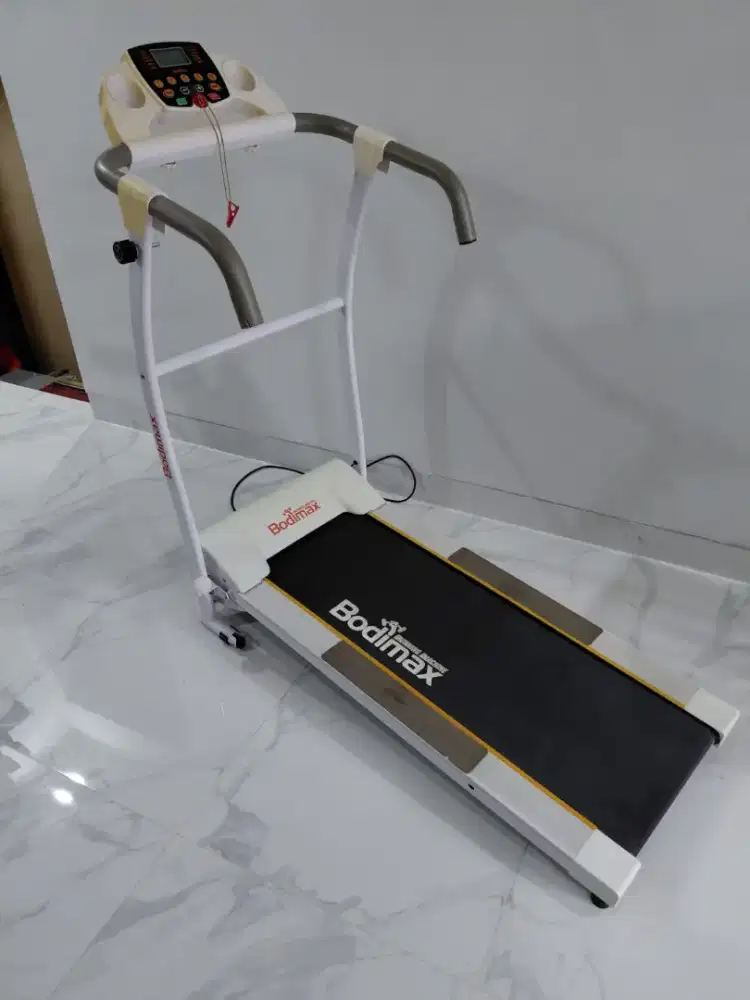 Treadmill Elektrik BodiMax Second Kondisi Sangat Baik