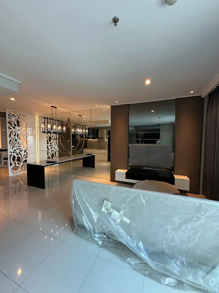 DISEWAKAN APARTEMENT MEWAH NEW GRESS VIA CONNECT CIPUTRA WORLD!