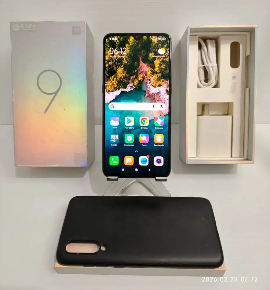 Xiaomi Mi9 8/128 Gb Mulus 98% Dual Sim On All Opp permanen bisa TT/BT
