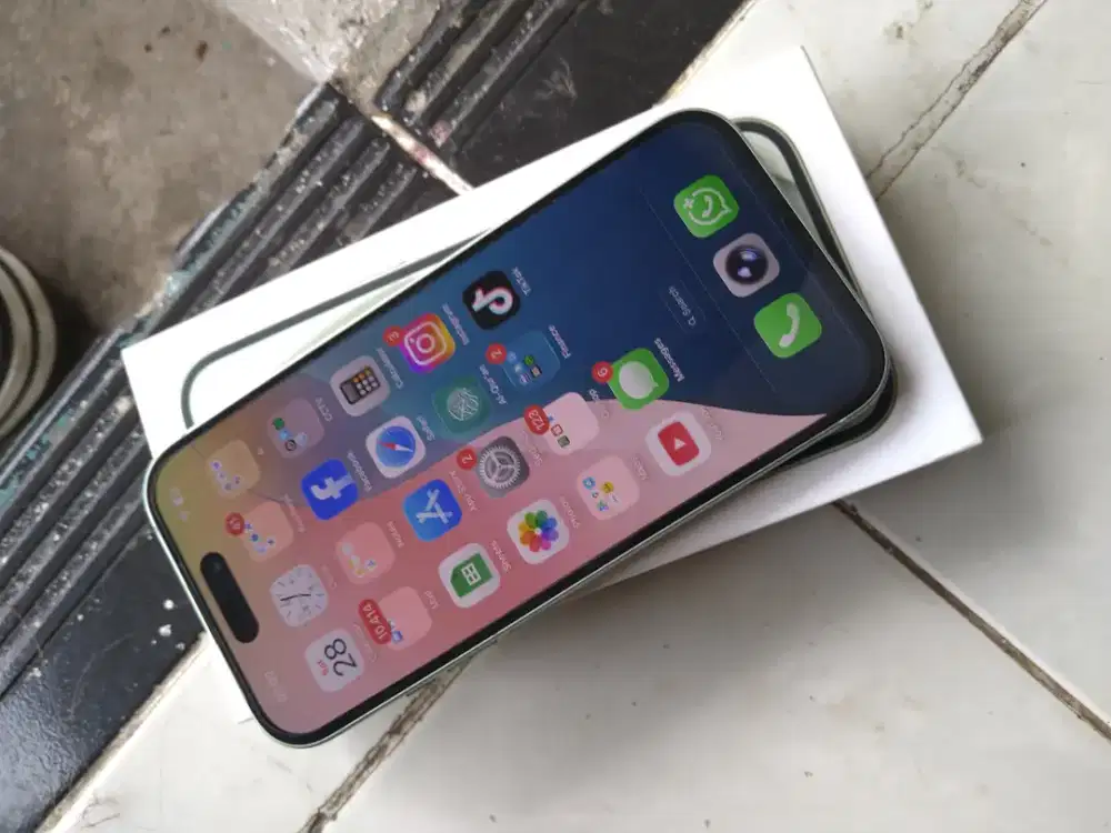 Iphone 15 128gb green ibox bh 98% PA/A