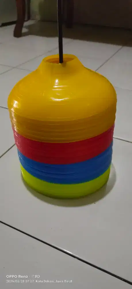 Alat alat latihan bola 2 set cone