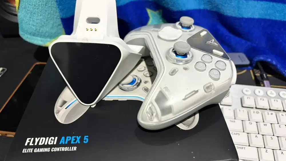 Flydigi apex 5 dan dock baru