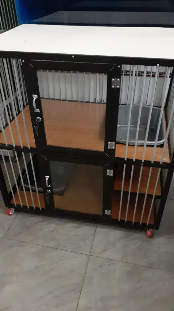 Kandang kucing 2 pintu