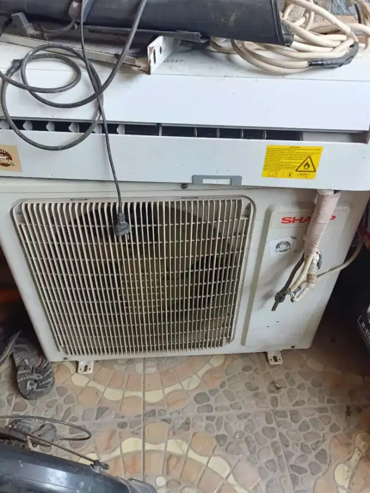 Dijual AC second 1 pk