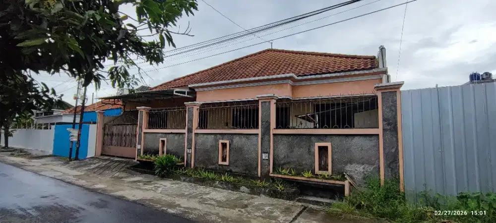 Jual Tanah bonus Bangunan siap pakai