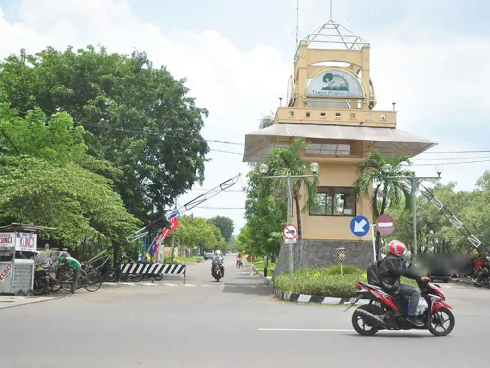 Dijual Rumah Hook Jalan Kembar Wiyung