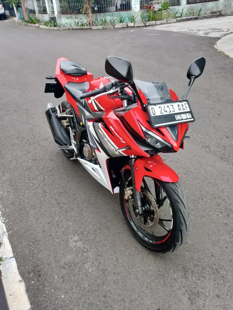 CBR 150 R Thun 2017 mulus