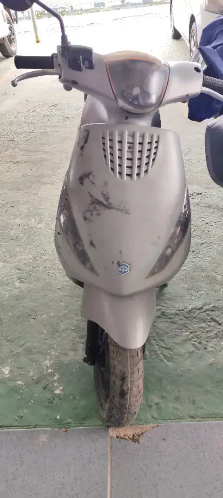 Piaggio ZIP Vespa