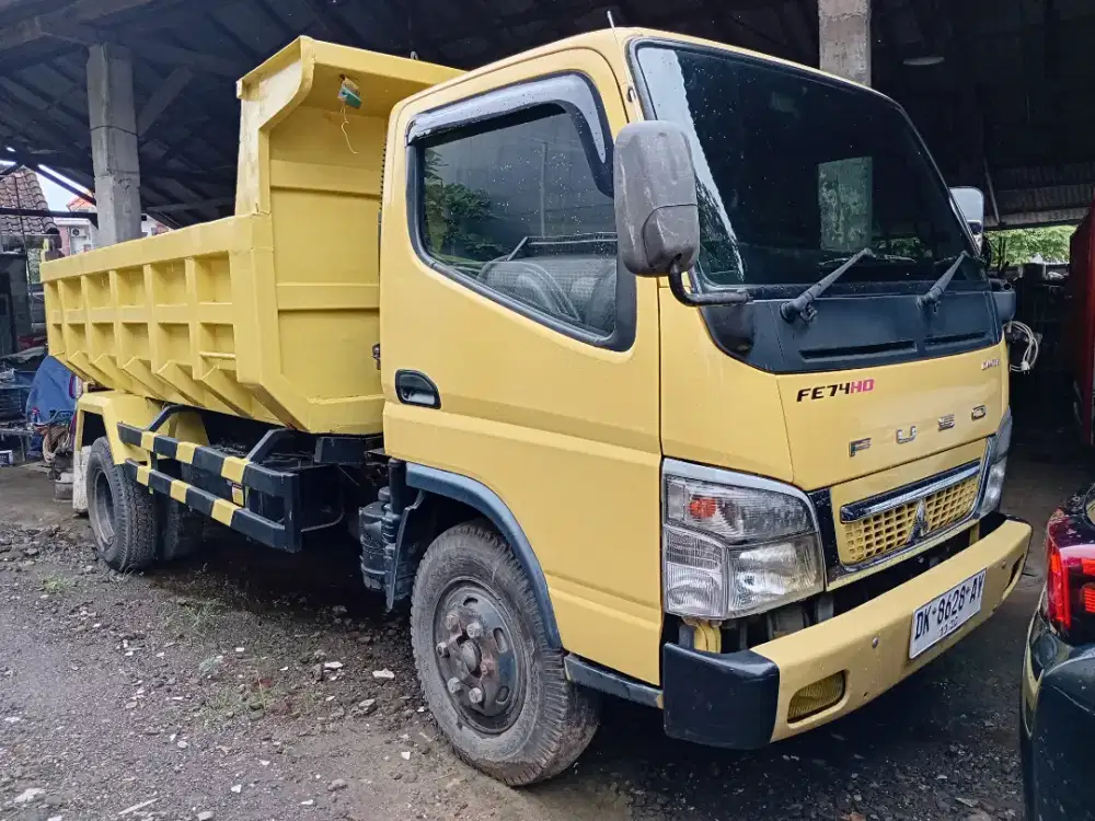 Truk canter FE74 HD Dump tahun 2022