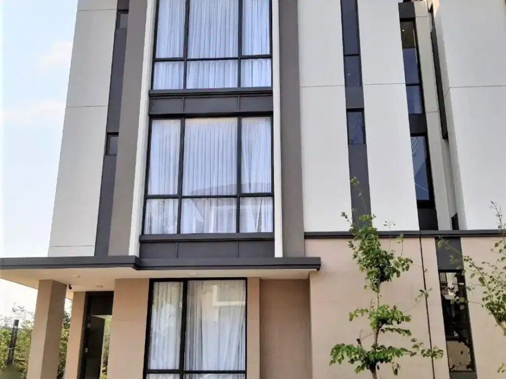 Rumah 3lt 8x14 112m type 4KT Cluster Sentarum Asya JGC Jakarta Garden City