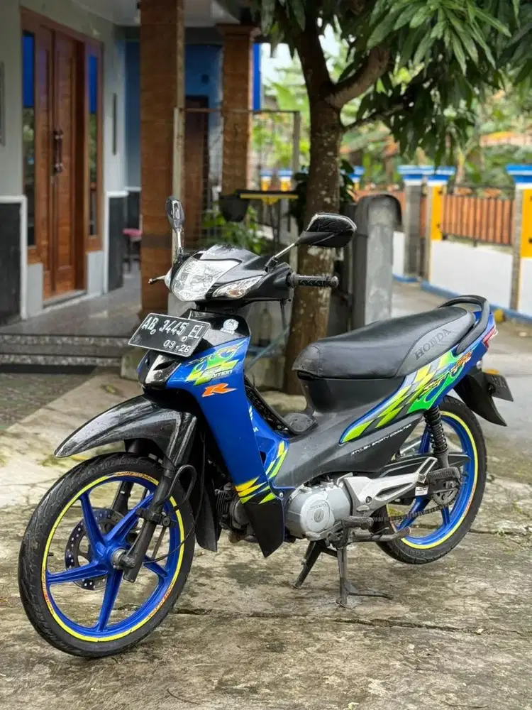 Supra fit x 2007 warna langka