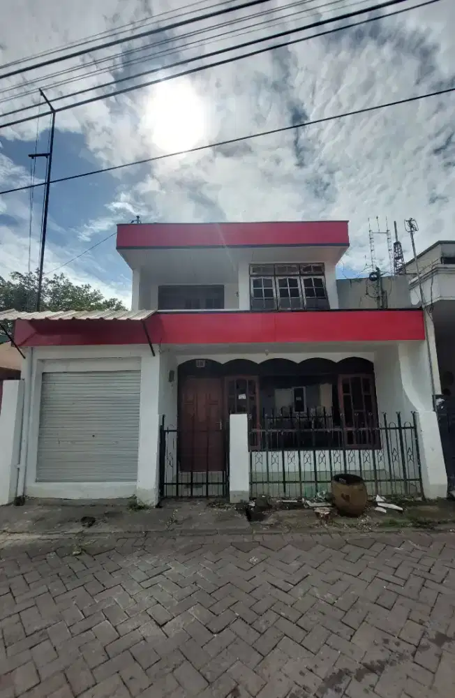 Di Sewakan Rumah 2 lantai