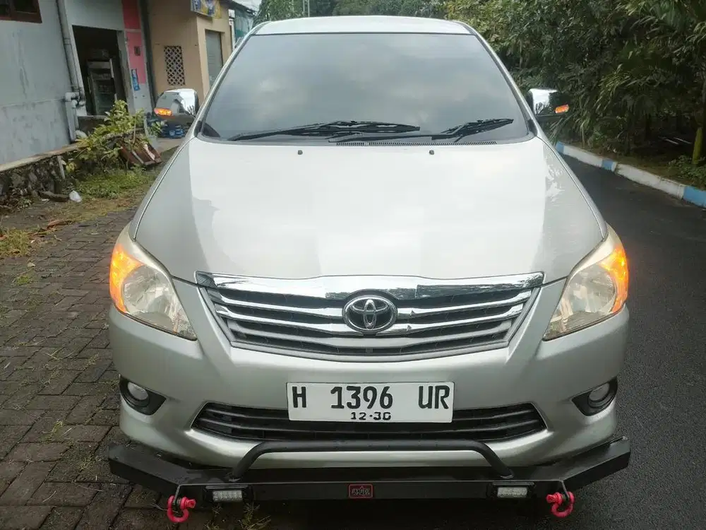 Dijual innova G A/ T 2,5 2012