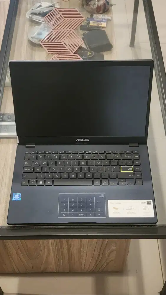 Jual Laptop second Asus VivoBook L410MA pemakaian baru1tahun