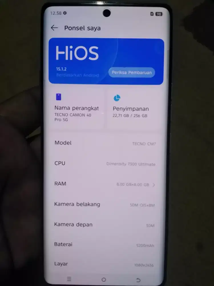 Di jual tecno camon 40 pro 5g 8 /256 gb mulus