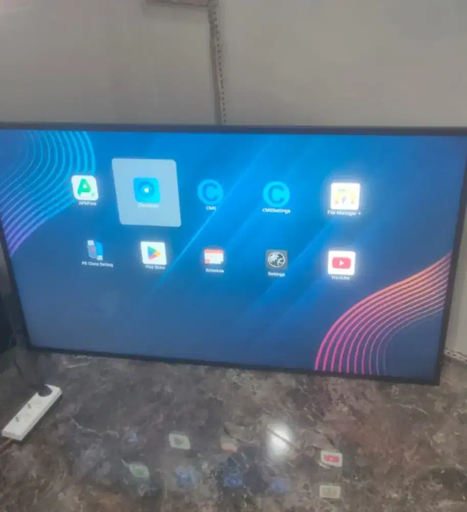 Hissense smart display tv 55