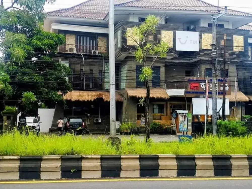 Gedung Komersial 3 Lantai Disewakan, di Sanur, Denpasar Area