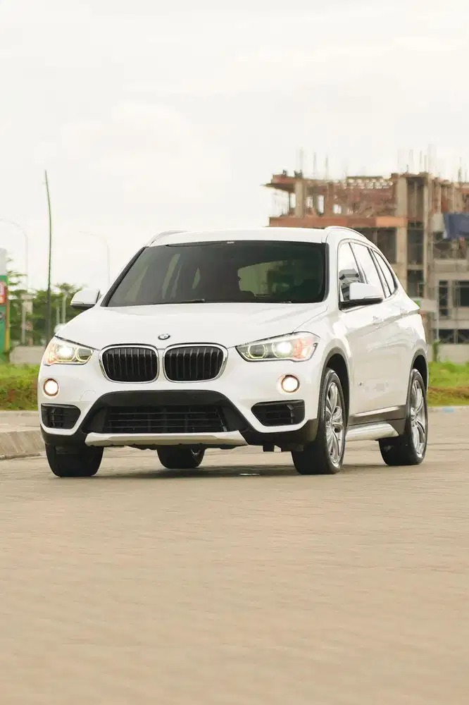 [ Harian ] BMW X1 F48 Sport 2017 Mercy gla200