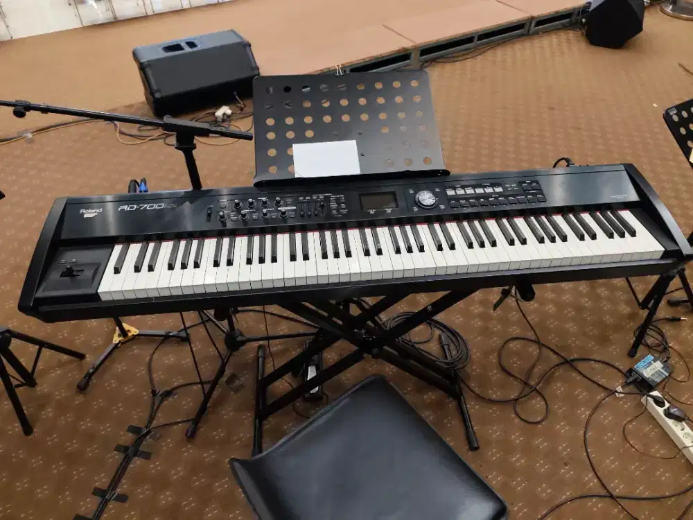 Keyboard Roland RD 700 NX Second  Asli Japan