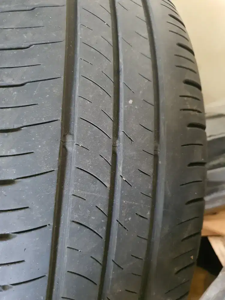 Ban dunlop 205/65 R16