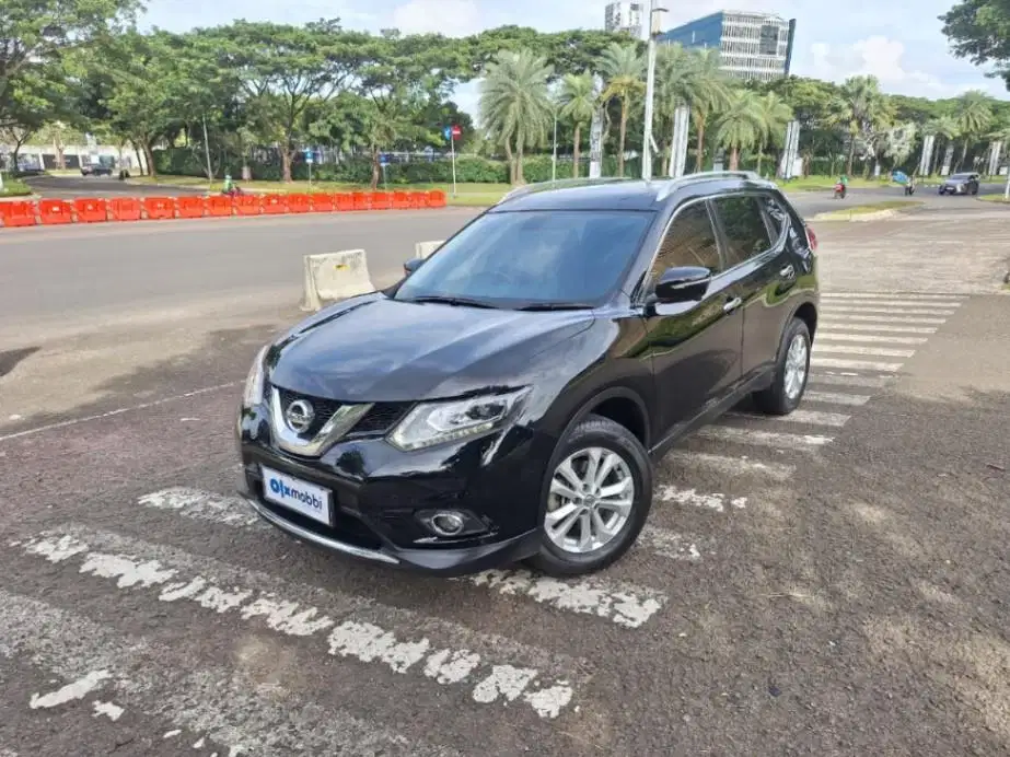 DP RENDAH Nissan X-Trail 2.5 Bensin-AT 2015 KYV