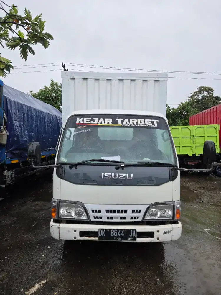 Isuzu Elf NKR71 2014 CDD Box roda 6