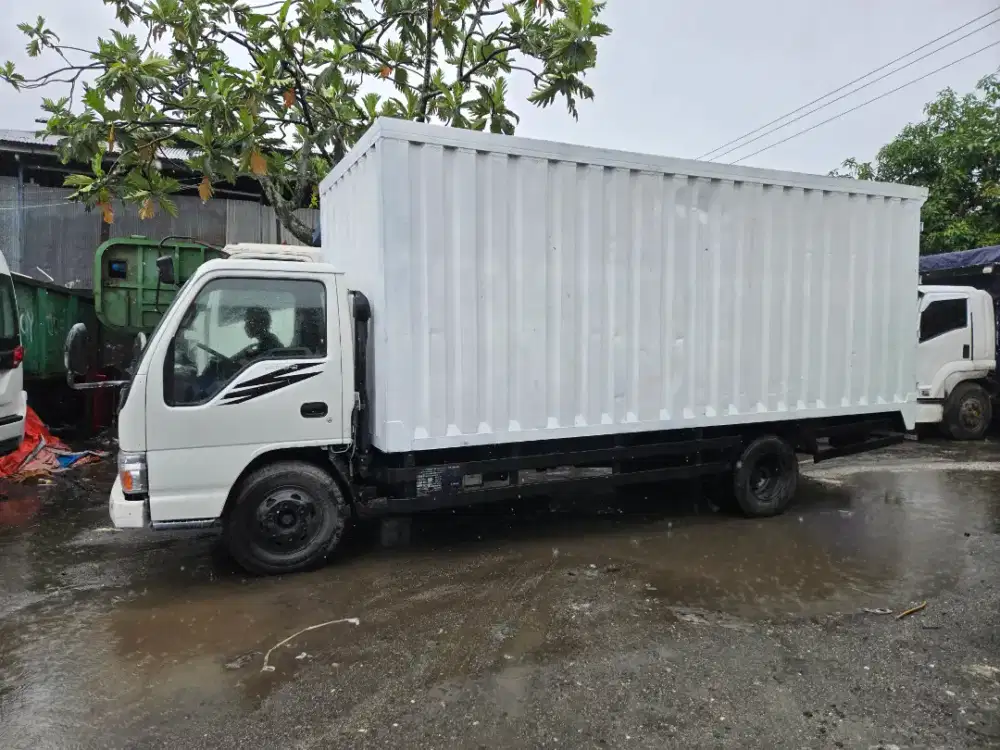 Isuzu Elf NKR71 2014 CDD Box roda 6