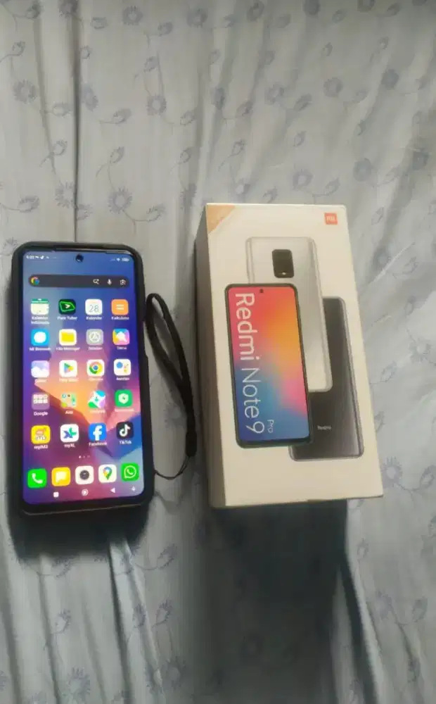 Xiomi bekas tutup belakang retak jual murah