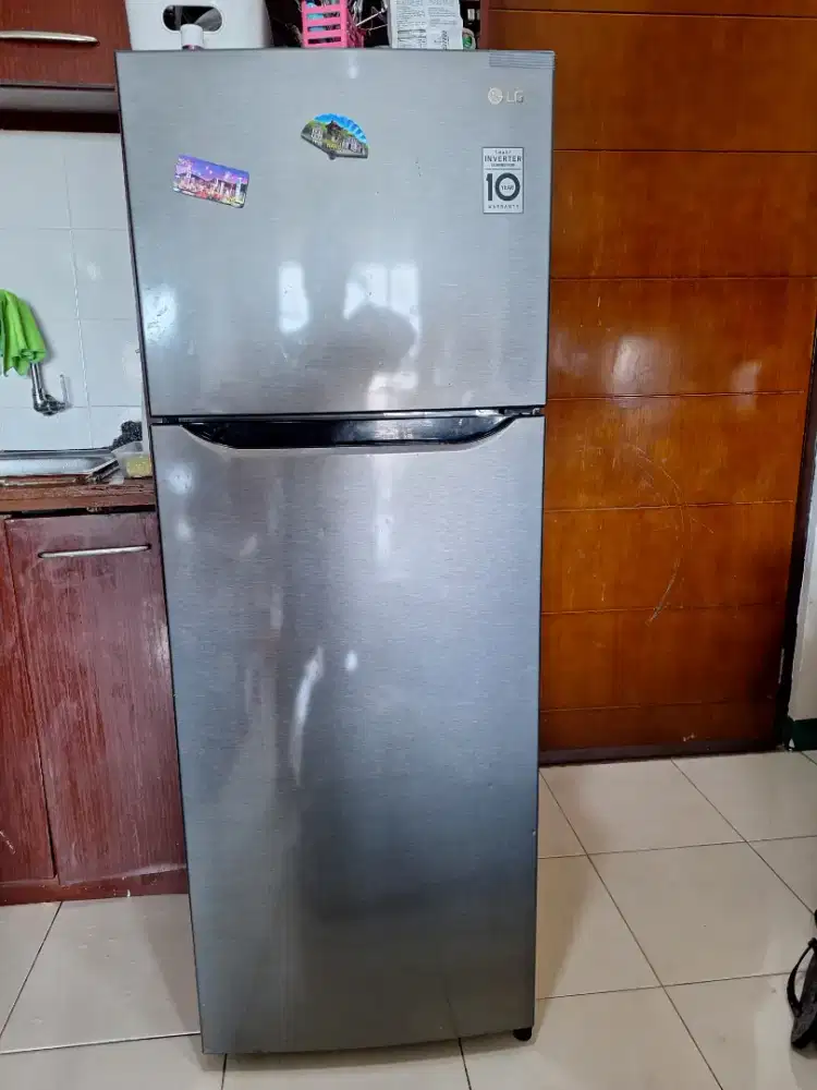 Jual kulkas LG model gn-b215sqmt