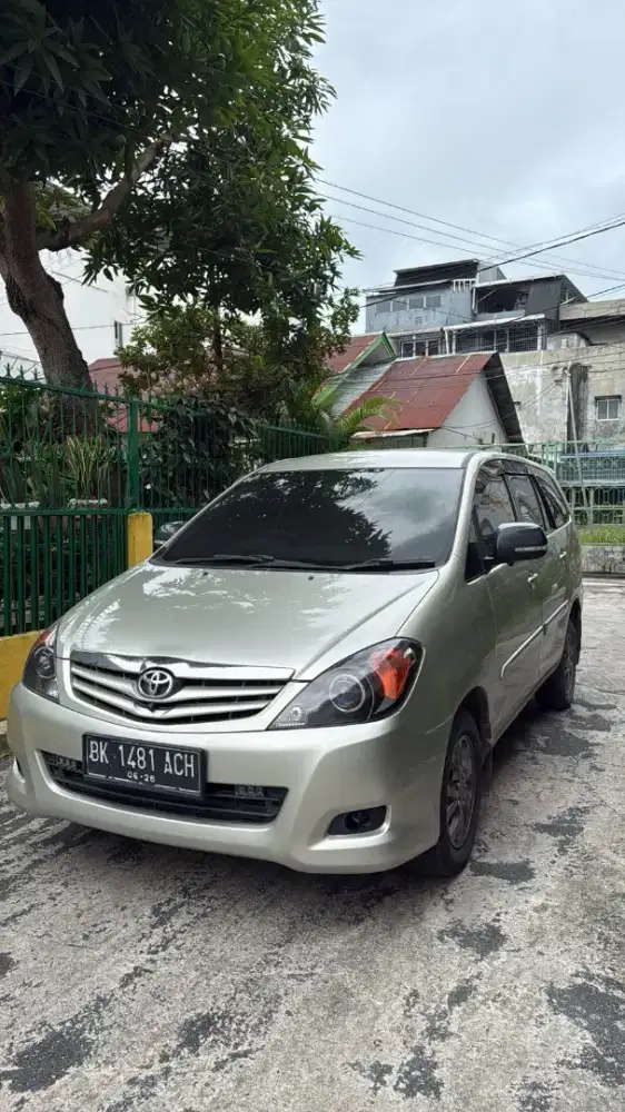 Innova G diesel matic