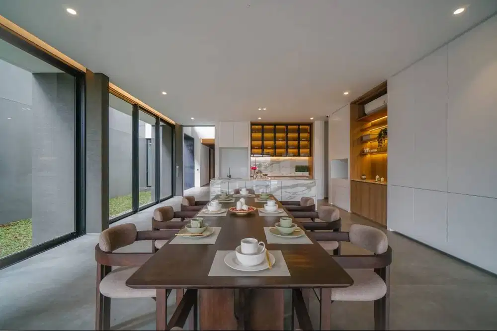 Dijual Rumah Lux Full Furnished Kota Baru Parahyangan With Pool