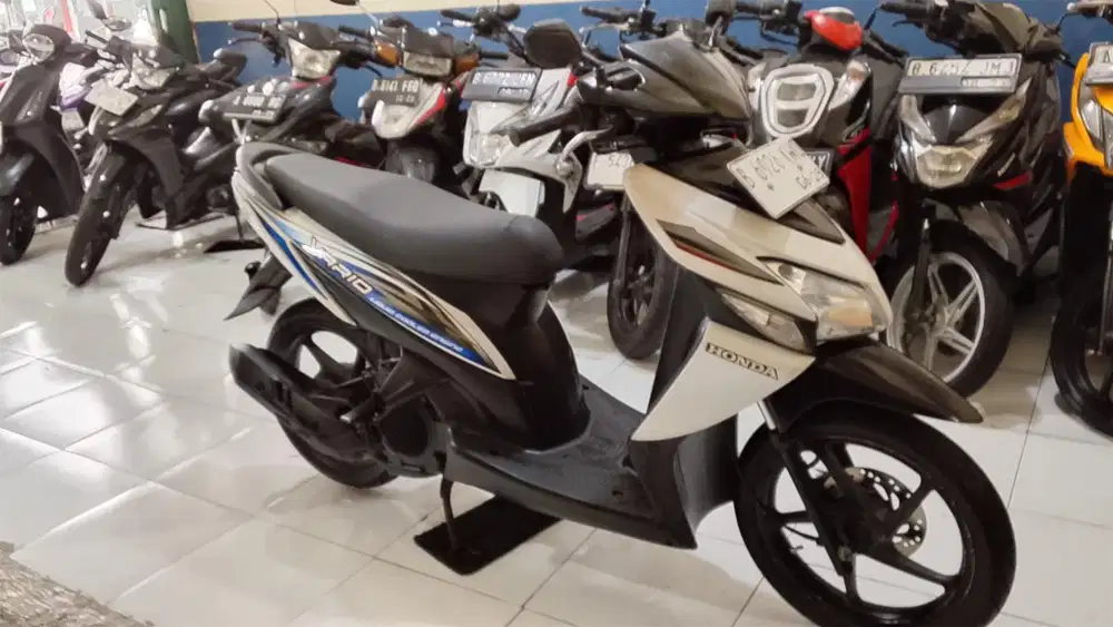 Honda vario karbu 2010 pajak hidup siap pakai