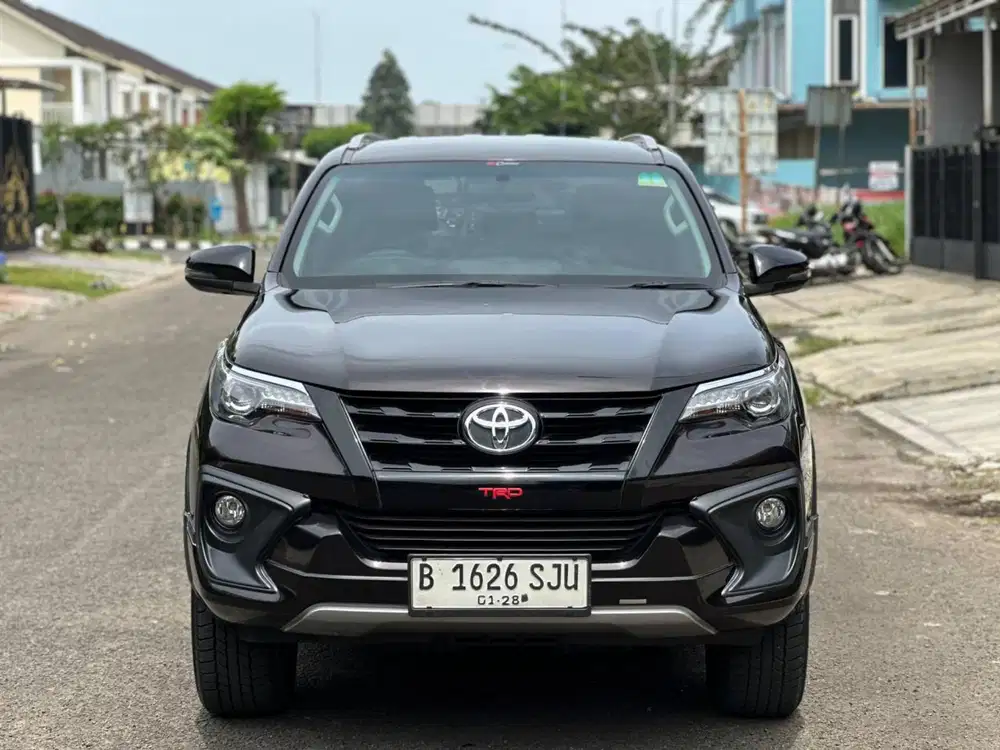 Fortuner VRZ TRD Sportivo 2017 Phantom Brown Metalic