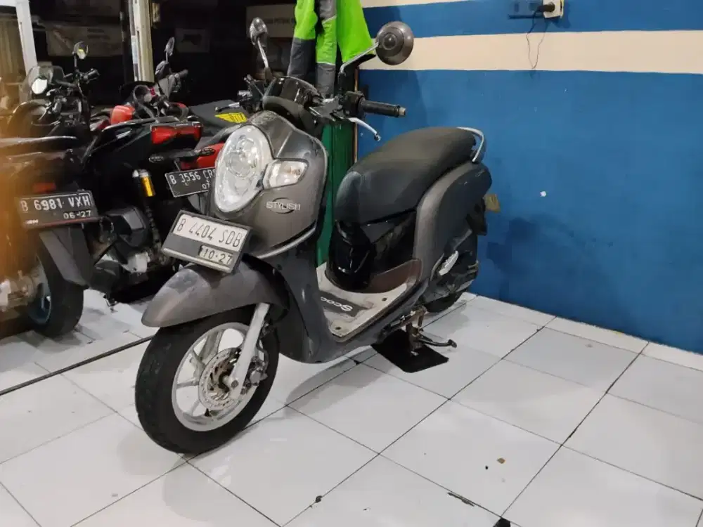 FOR SALE HONDA SCOOPY STYLISH 2017 MULUS