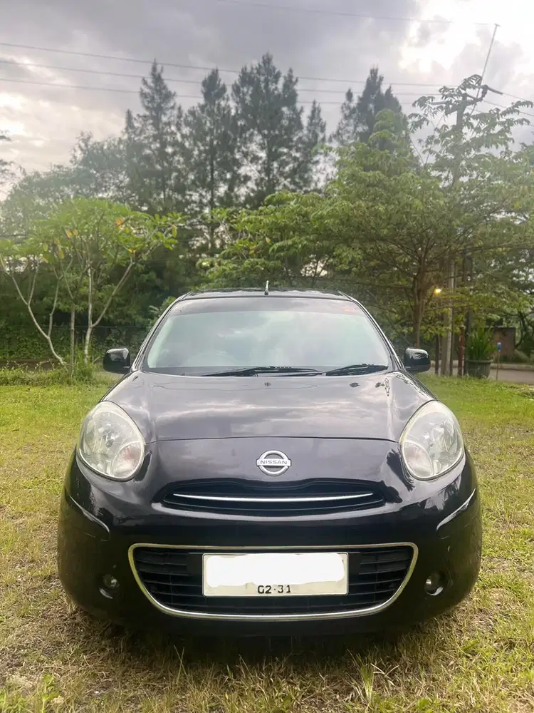 Nissan March 2011 Bensin