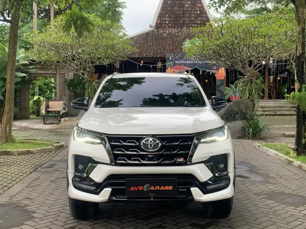 TOYOTA FORTUNER GR SPORT 2.8 MATIC•LOW KM 23RB RECORD•BEBAS LAKA