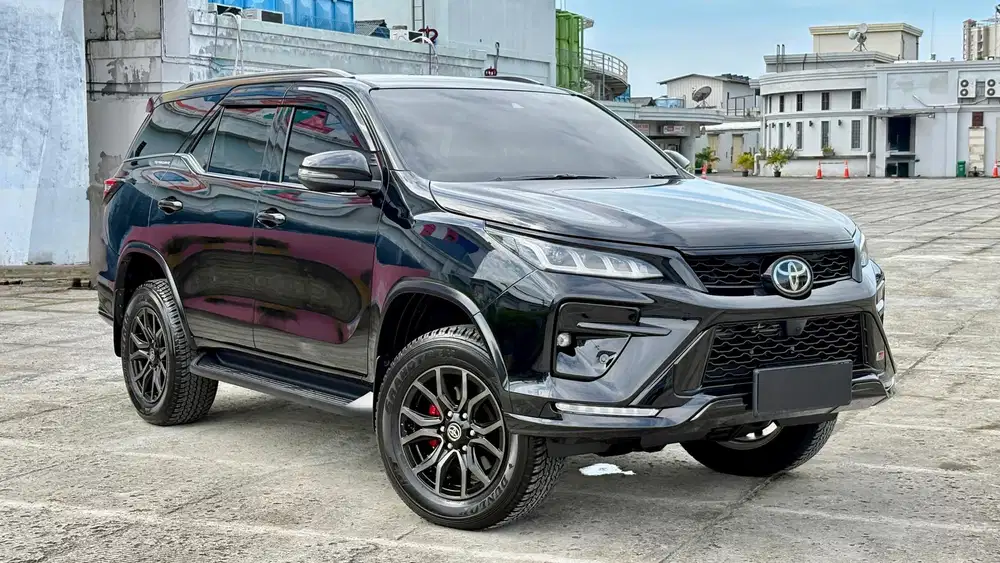 [KM 900 PERAK]TOYOTA FORTUNER VRZ 2.8 GR LEGENDER TETRADRIVE 4x4 2025