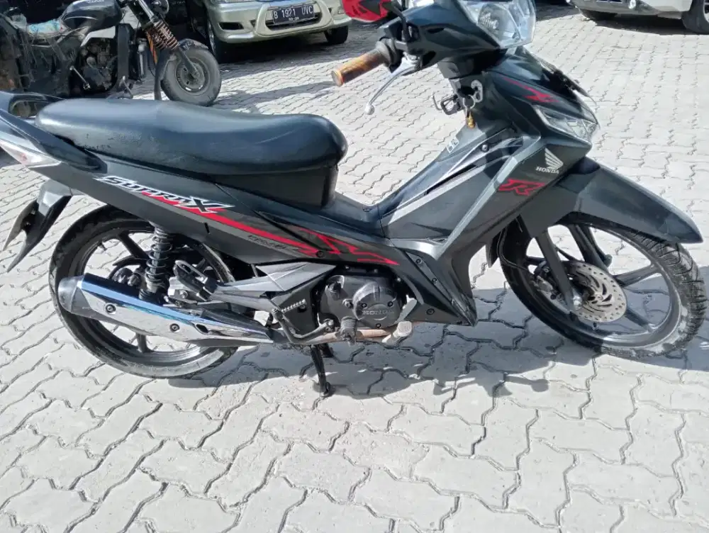 Dijual Supra x 125 CW Tahun 2018