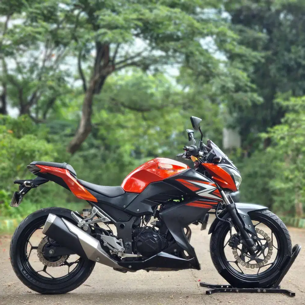 KAWASAKI Z250 FI ORANGE 2014 KM LOW PAJAK ON SIAP GAS