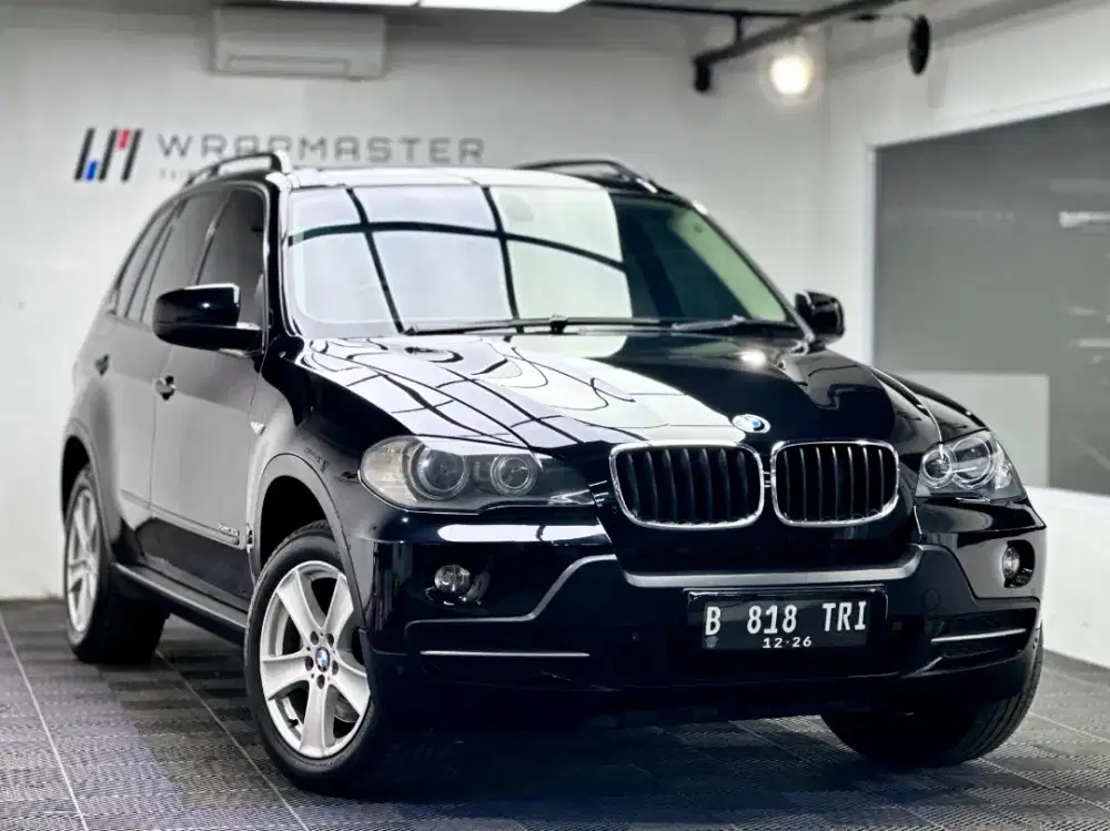 *BMW X5 xDrive30i 2010 (E70) - The Ultimate Driving Machine*