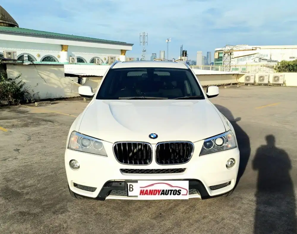 BMW X3 Xline Panoramic Bensin Tahun 2013 Automatic Putih Metalik