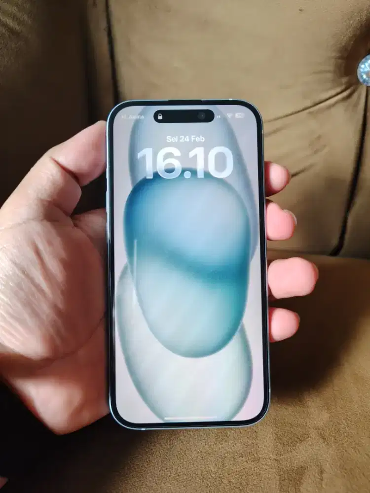 iphone 15 128gb blue like new