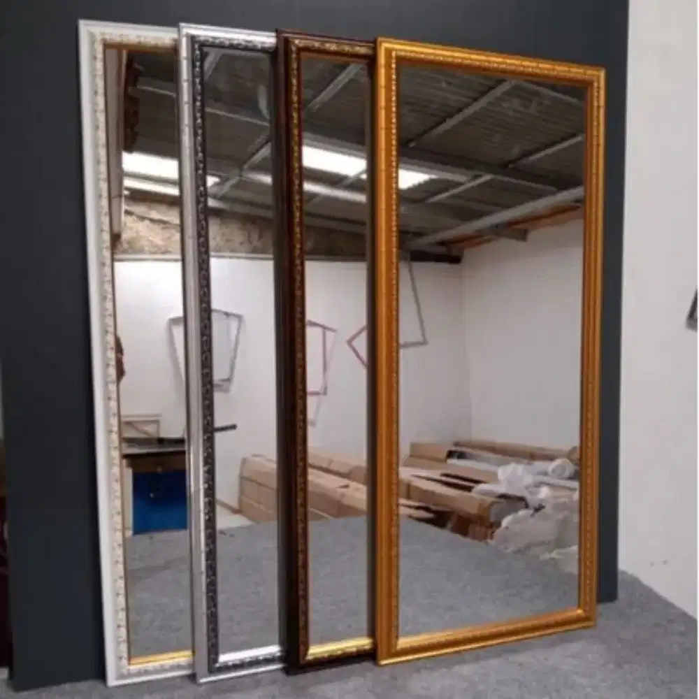 Cermin kaca rias dinding