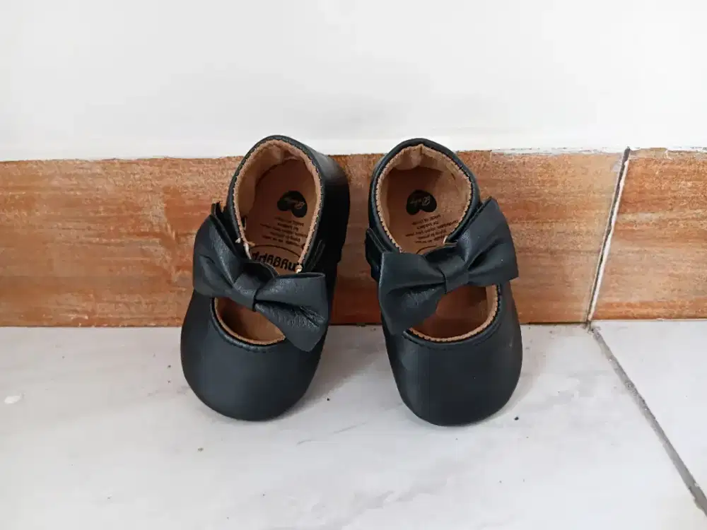 Sepatu Anak Warna Hitam Size 0 - 1 Tahun