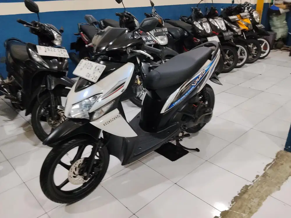 Dijual Honda vario karbu 2010 pajak hidupp siap pakai