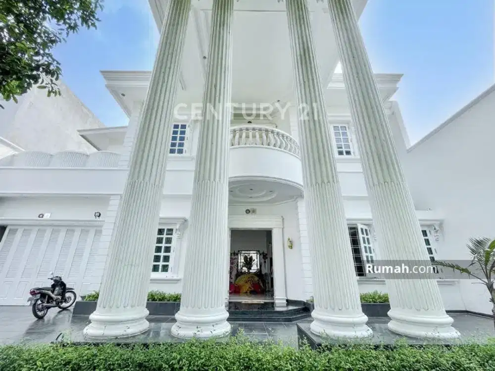 Rumah Modern Classic Siap Huni Di Menteng, Jakarta Pusat