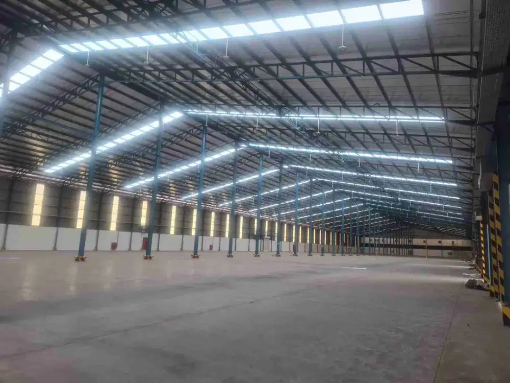 Di Sewakan Gudang luas 5400 di Cakung jakarta