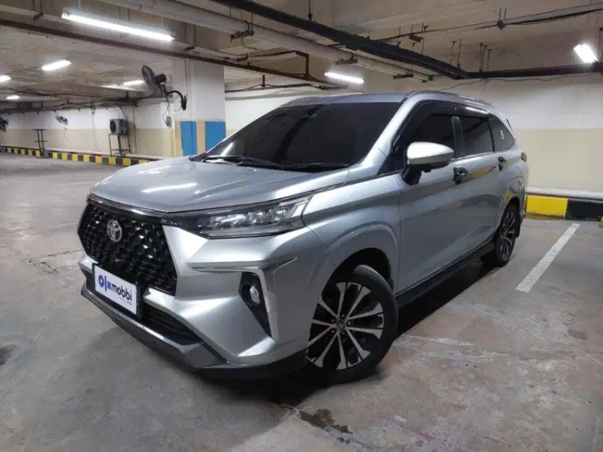 LOW DP Toyota Avanza 1.5 Veloz Q TSS Bensin-AT 2021 FFZ