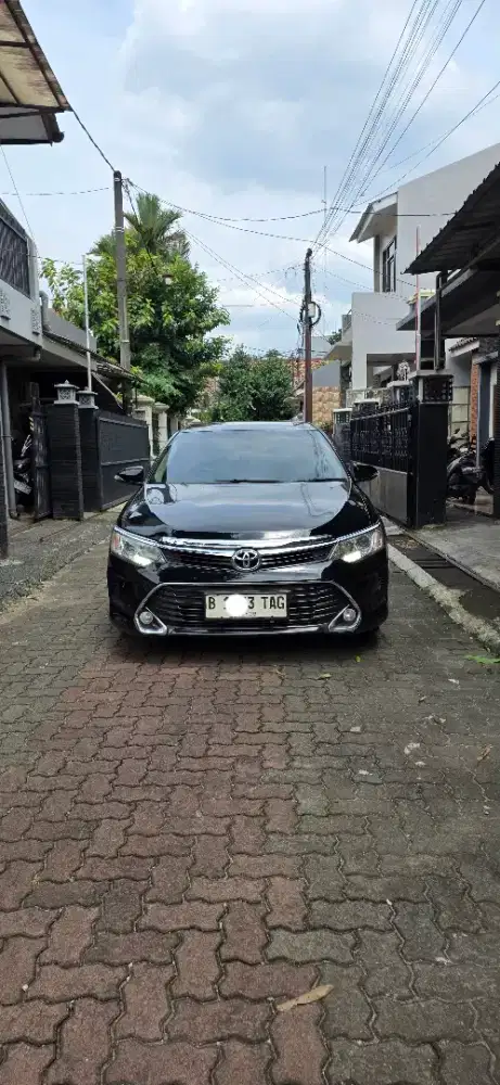 Toyota Camry 2.5 V  Automatic Tahun 2018 Hitam